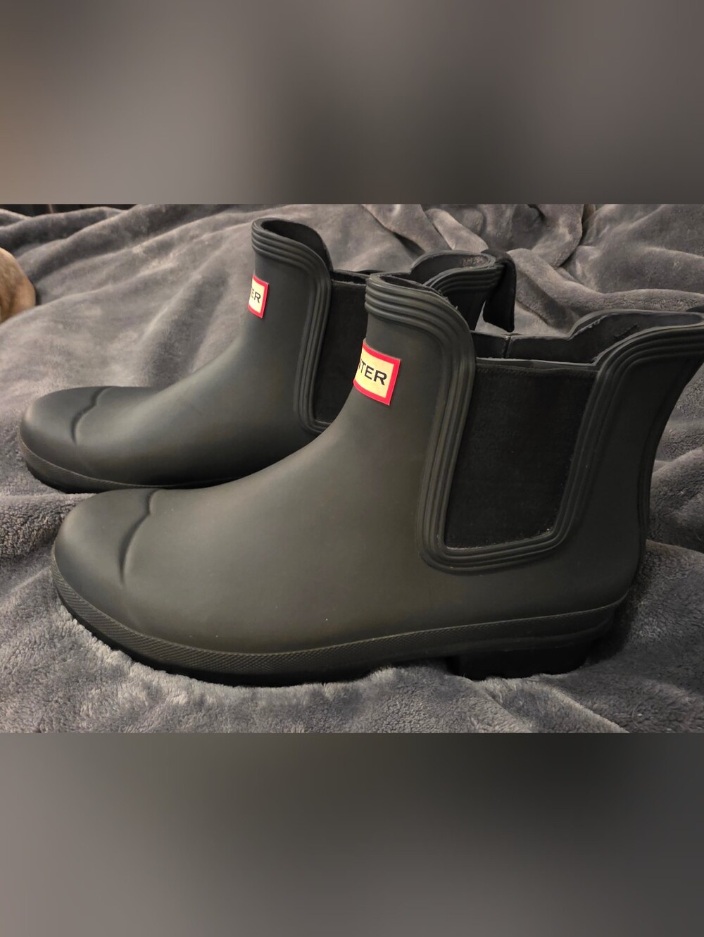 Hunter Men's Black Chelsea Waterproof Rain Boots with Logo